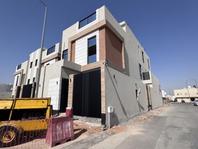 فيلا للبيع حي الشهداء